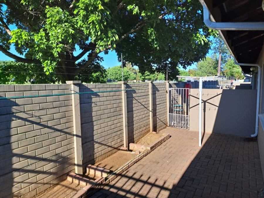 To Let 2 Bedroom Property for Rent in Fichardt Park Free State